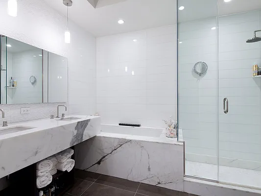 Rented by Sotheby's International Realty | media 5