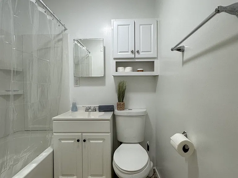 35 Maud St #2 — Photo 39