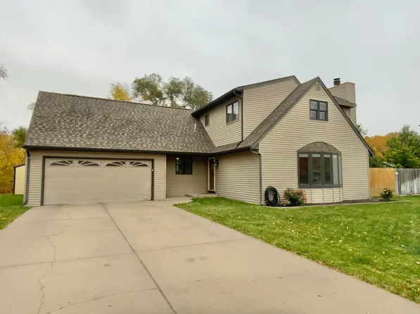 3611 Edna Court, North Platte, NE 69101