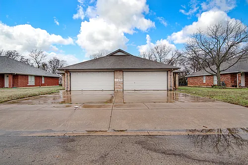 116 Honey Bee Dr #116 Photo 1