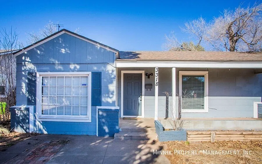 3 Bedroom/ 2 Bath For Ren Lubbock | Pet Friendly | 3318 32nd Street — Photo 2