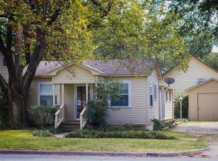 906 Houston St, Arlington, TX 76012