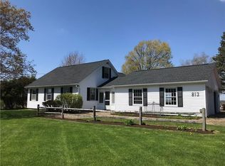 813 Boughton Hill Rd, Victor, NY 14564