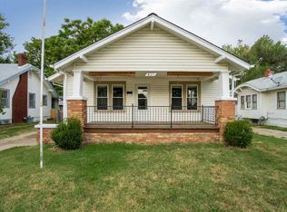 627 S Grove Dr, Wichita, KS 67211