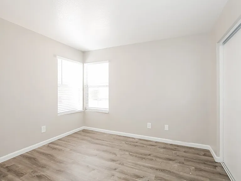 6040 Hidden Rock Dr — Photo 13