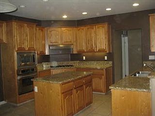 2nd image of 5208 Shoreview Villa Ct