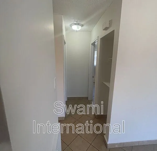7716 S Figueroa St #4 — Photo 10