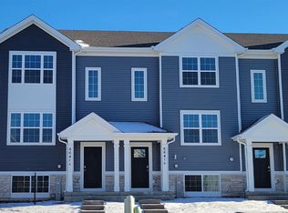 6641 Linden Trl, Wonder Lake, IL 60097