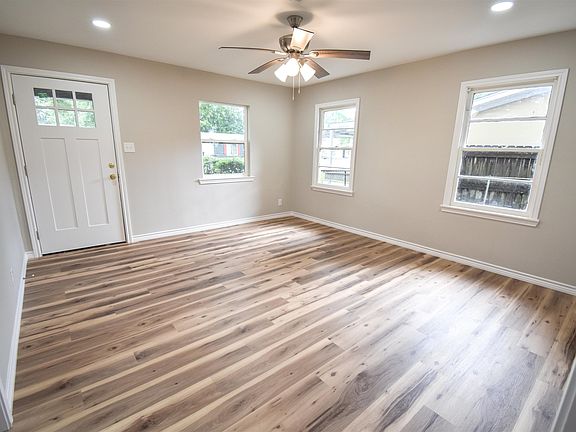 4th image of 2312 6th St