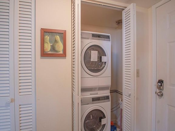 5th image of 2400 S OCEAN Drive #4121