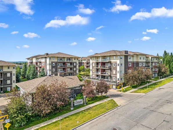 11 N Millrise Dr SW #125, Calgary, AB T2Y 0K7