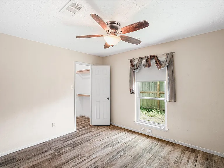 1516 Beaconshire Rd — Photo 22