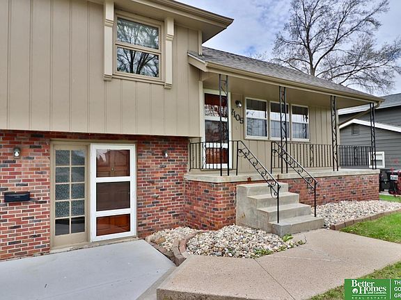 3rd image of 7105 Pine Dr
