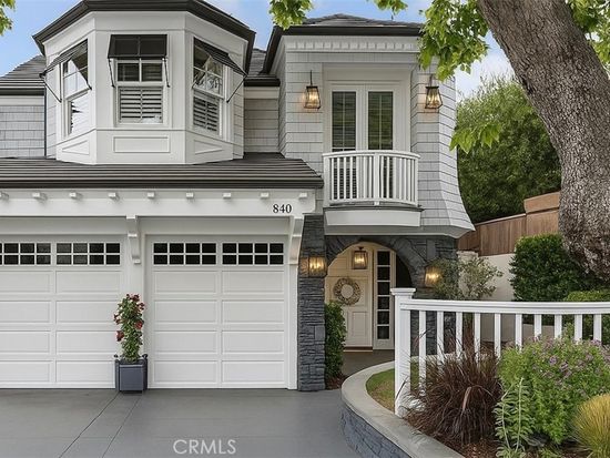840 18th St, Manhattan Beach, CA 90266