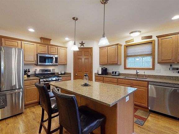 5th image of 7214 W East Branch Dr