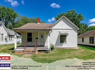 923 N Oak St, Ottawa, KS 66067
