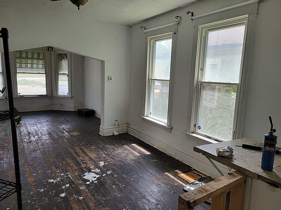 2nd image of 11432 S Wentworth Ave