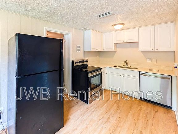 2nd image of 8740 Free Ave