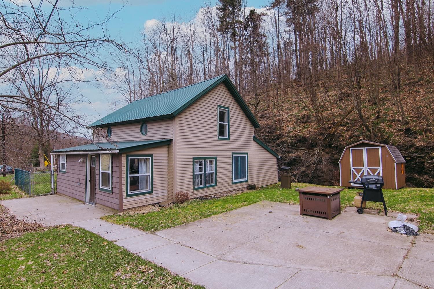 27 Aurora St, Richford, NY 13835 Zillow