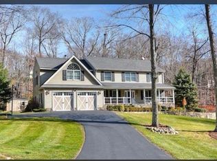 40 Orchard Ct, Brewster, NY 10509