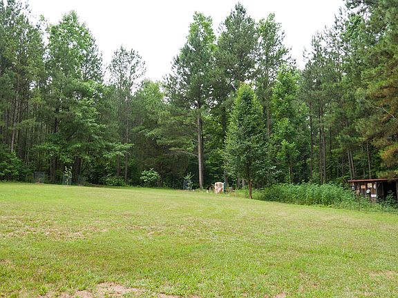 3rd image of 144 Tanglewood Ln