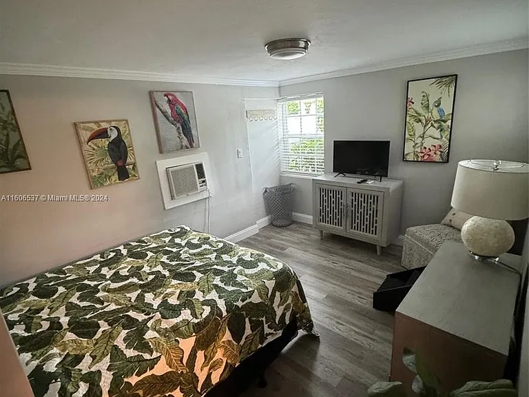 57 NE 24th St #61-A — Photo 3