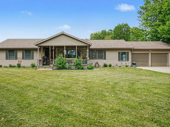 22180 Redfield St, Edwardsburg, MI 49112
