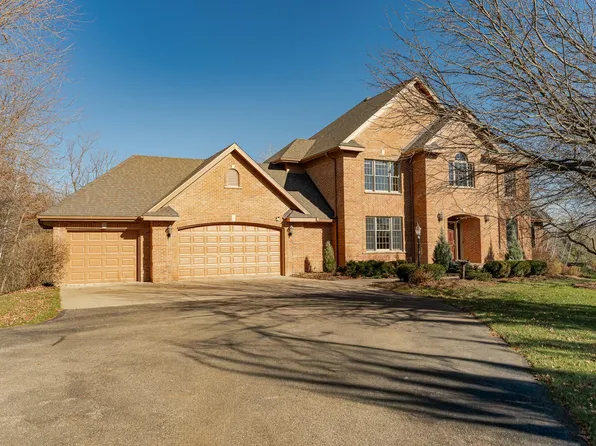 75 River Bluff Pl NW, Rochester, MN 55901