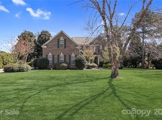 6800 Heath Glen Dr, Mint Hill, NC 28227