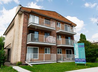 11624 124th St NW, Edmonton, AB