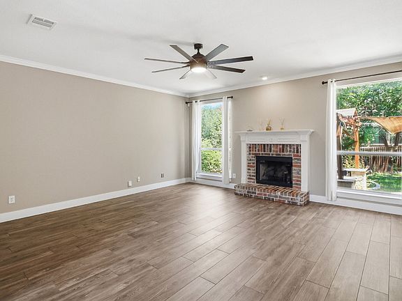 3rd image of 8603 Solano Dr