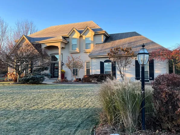 113 Long Meadow DRIVE, Hartland, WI 53029