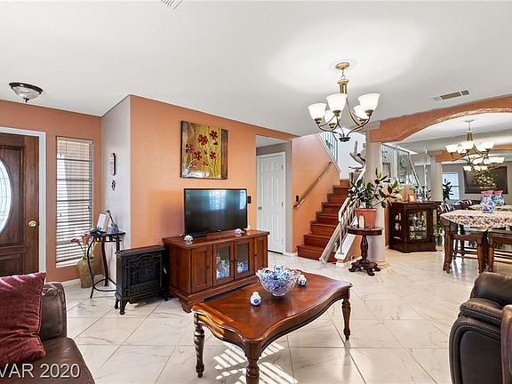 2nd image of 3422 Summersprings Dr