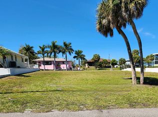 280 Magnolia Ave, Englewood, FL 34223