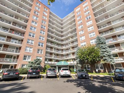 91 Strawberry Hill Ave APT 841, Stamford, CT, 06905