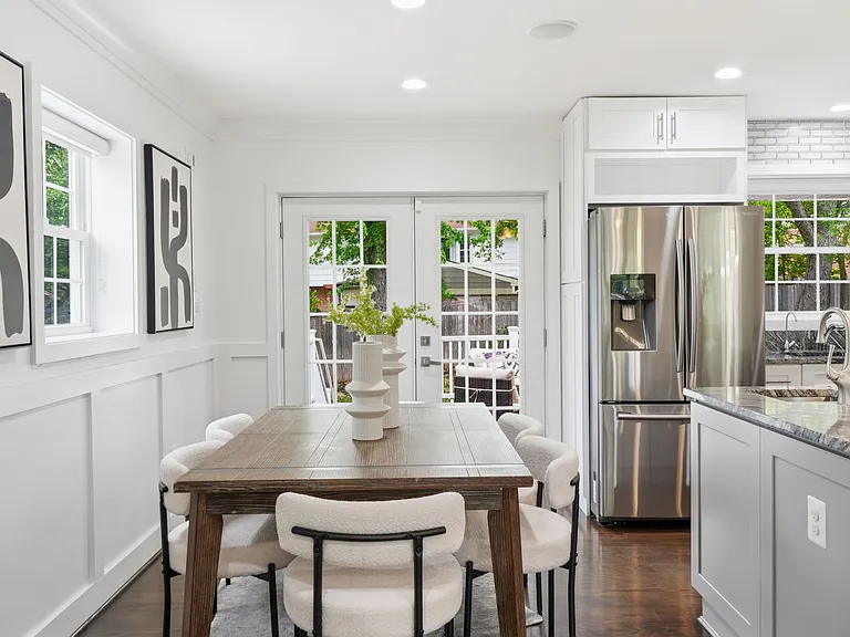 7504 Dolce Dr — Photo 10