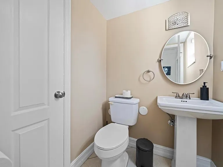 8745 SW 137th Ave #A — Photo 8