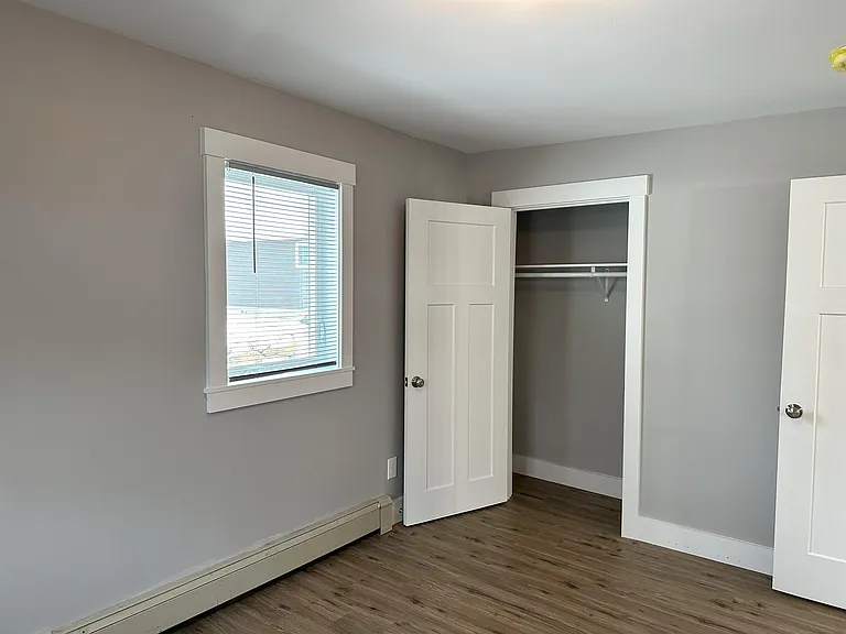 34 Windsor St #1 — Photo 11