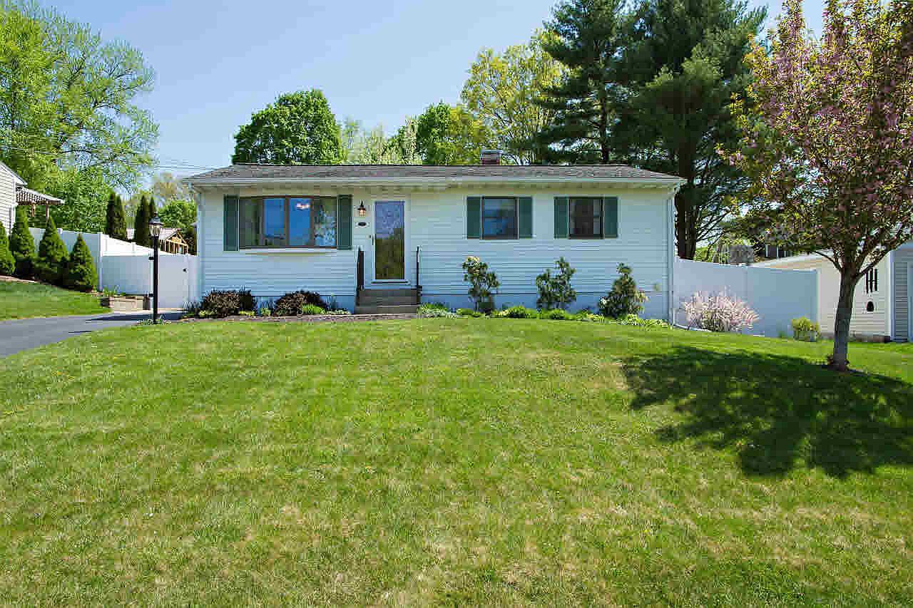 22 Peacock Ln, Poughkeepsie, NY 12601 Zillow