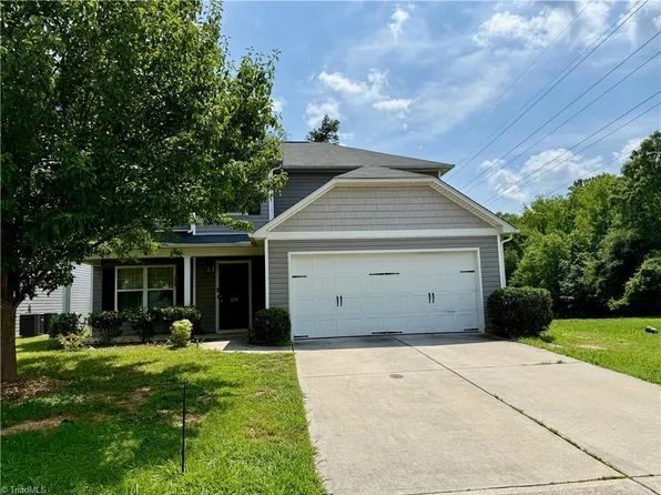 219 Trimble Dr, Elon, NC 27244