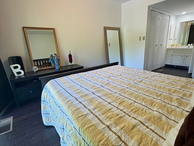 274 W Chelsea Cir — Photo 18