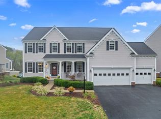230 Strawberry Cir, Cranberry Township, PA 16066