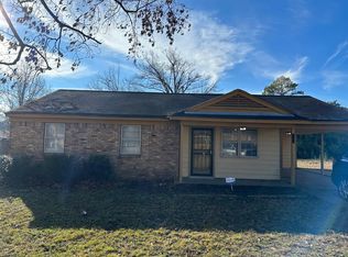 327 E Shelby Dr, Memphis, TN 38109