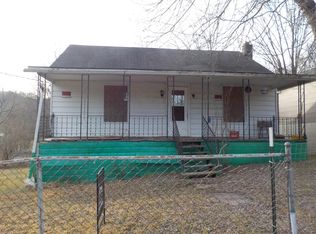 56 Fayette County Park Rd, Fayetteville, WV 25840