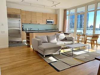 Rented by Century 21 Metropolitan