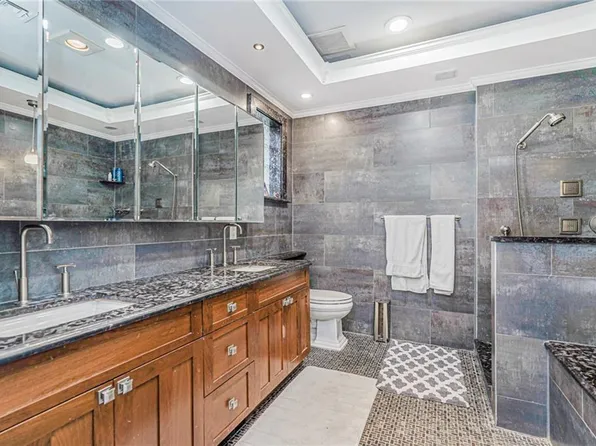 225 73rd Street image 6 of 50