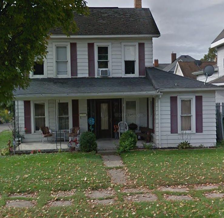 2nd image of 146 Front Ave SW