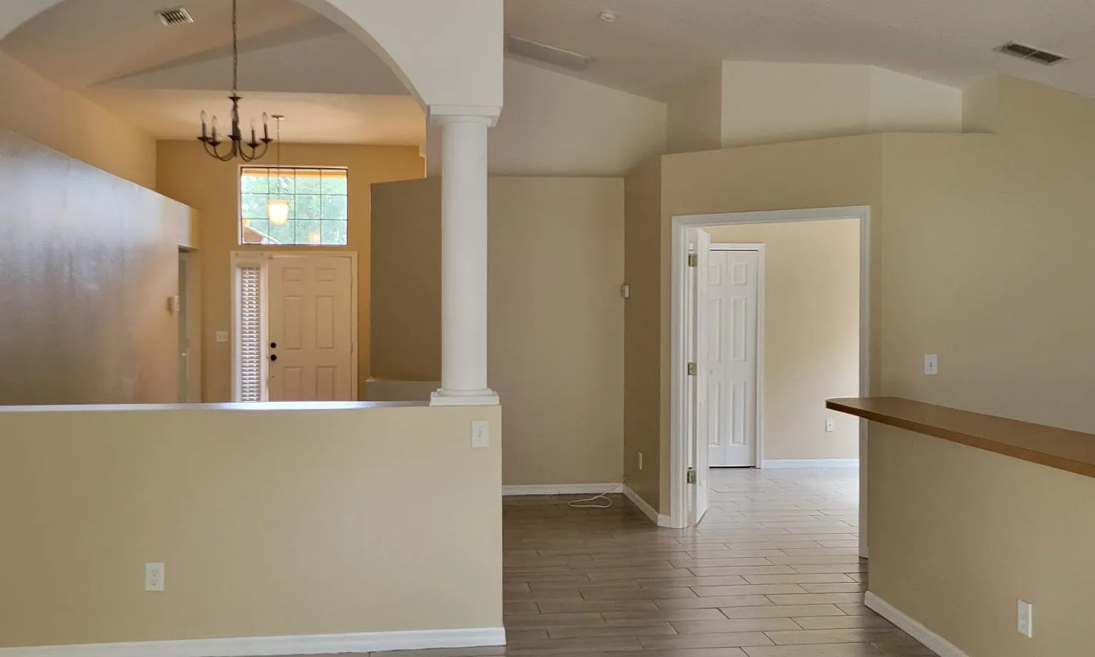 4 bed, 1772 sqft, $1,999 — Photo 3