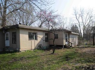 5225 N 4th St, Omaha, NE 68110