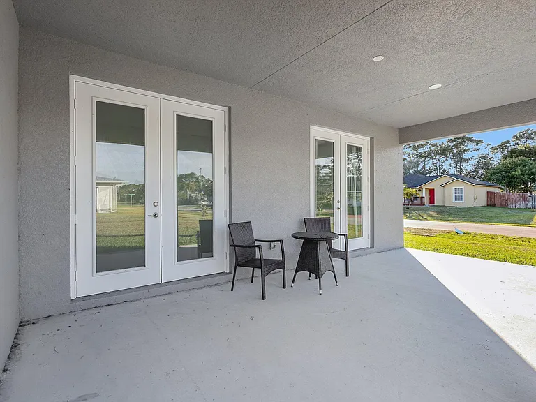 1791 SW Effland Ave — Photo 46